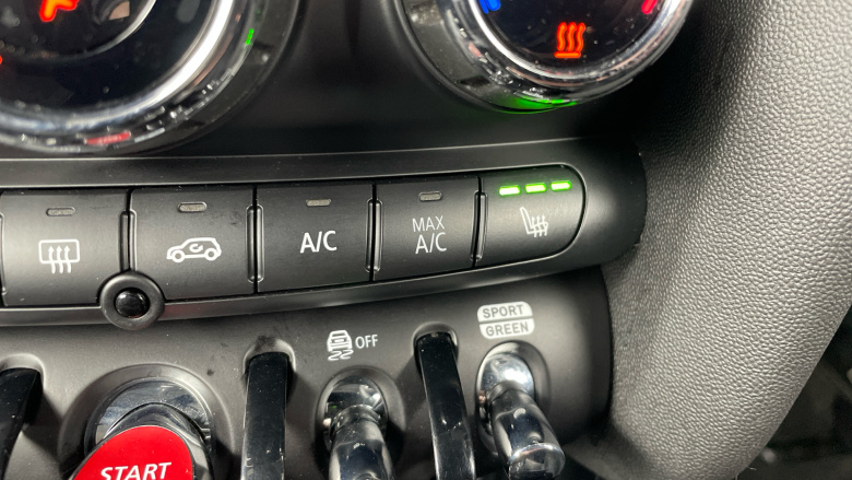 MINI Cooper 2.0 C Classic 2dr Auto Petrol Convertible